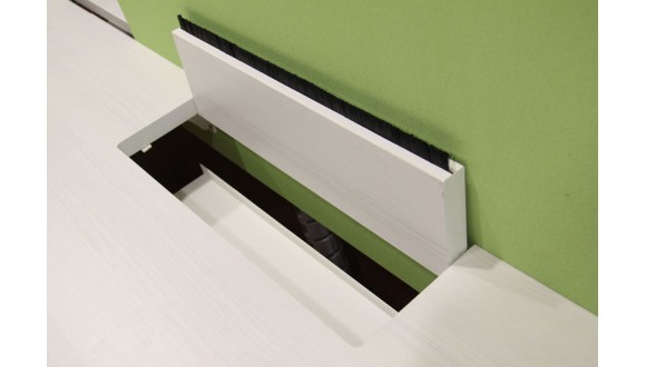 Wooden Flip Up Cover